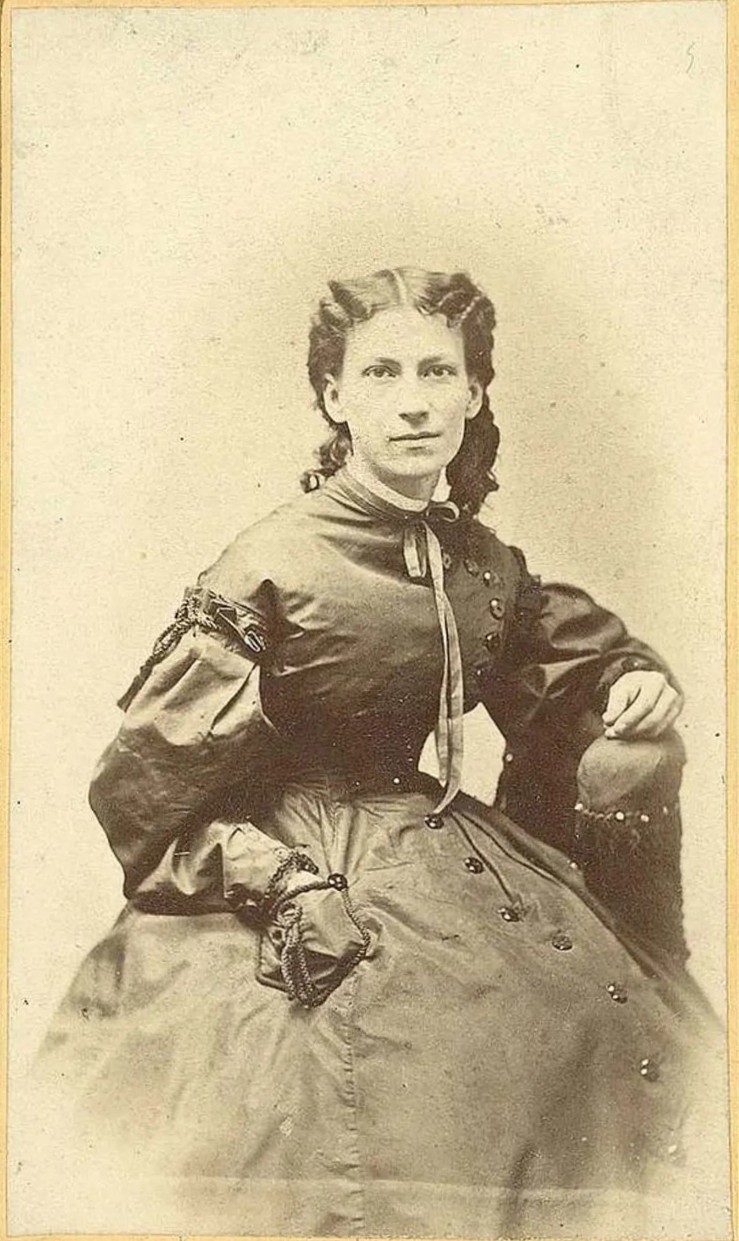Portrait of actress Eliza Couldock